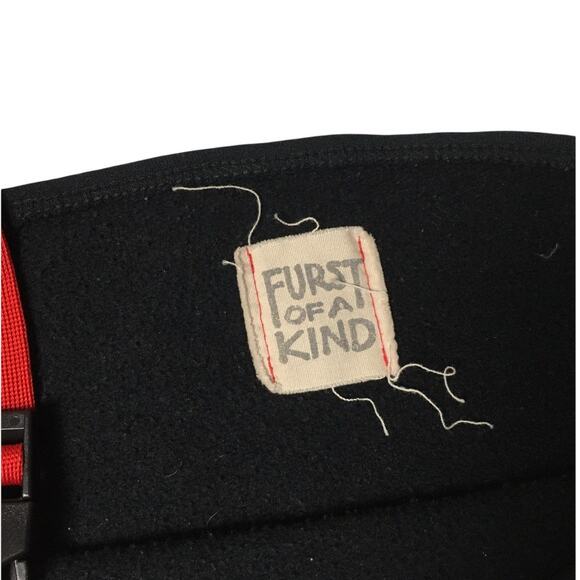 LF‎ Furst Of A Kind Sweatshirt Oversized Cold Shoulder Buckle Strap Red Black OS - Picture 3 of 9
